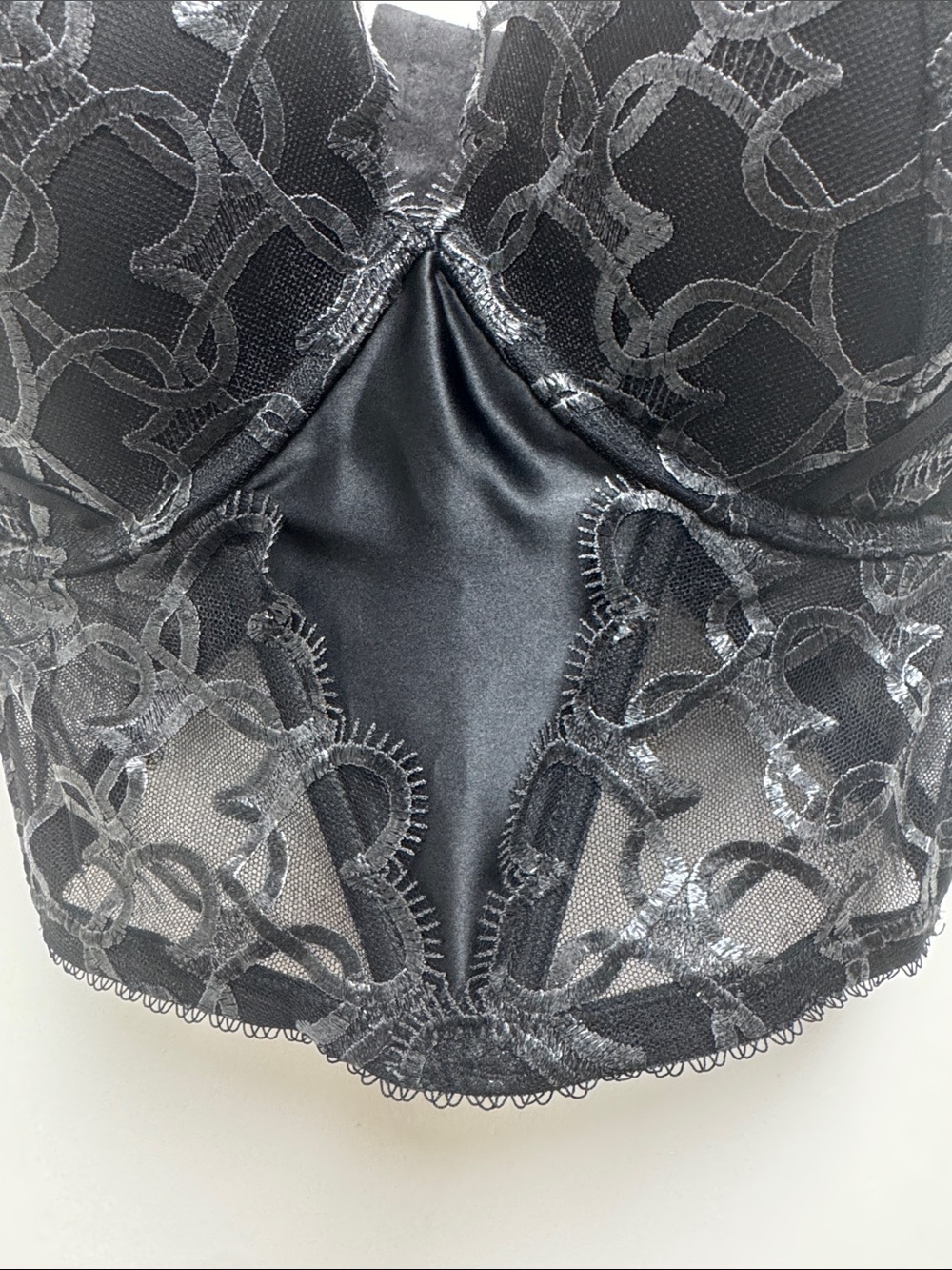 Victoria's Secret Very Sexy Push-Up Black Corset Bra Top w/ Hearts Sheer Lace - Picture 3 of 7